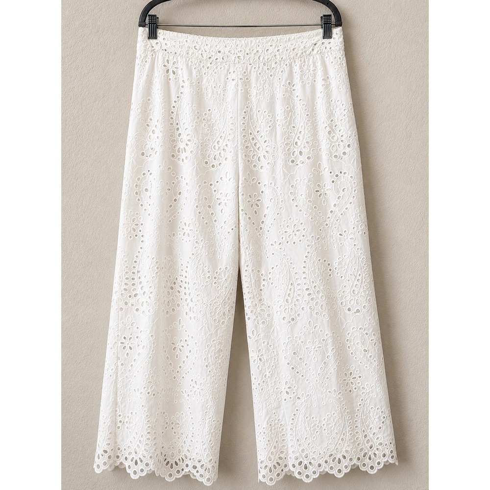 Chicos Eyelet Pants Womens 2 US 12 White Wide Leg Pull On Pockets Scalloped Hem